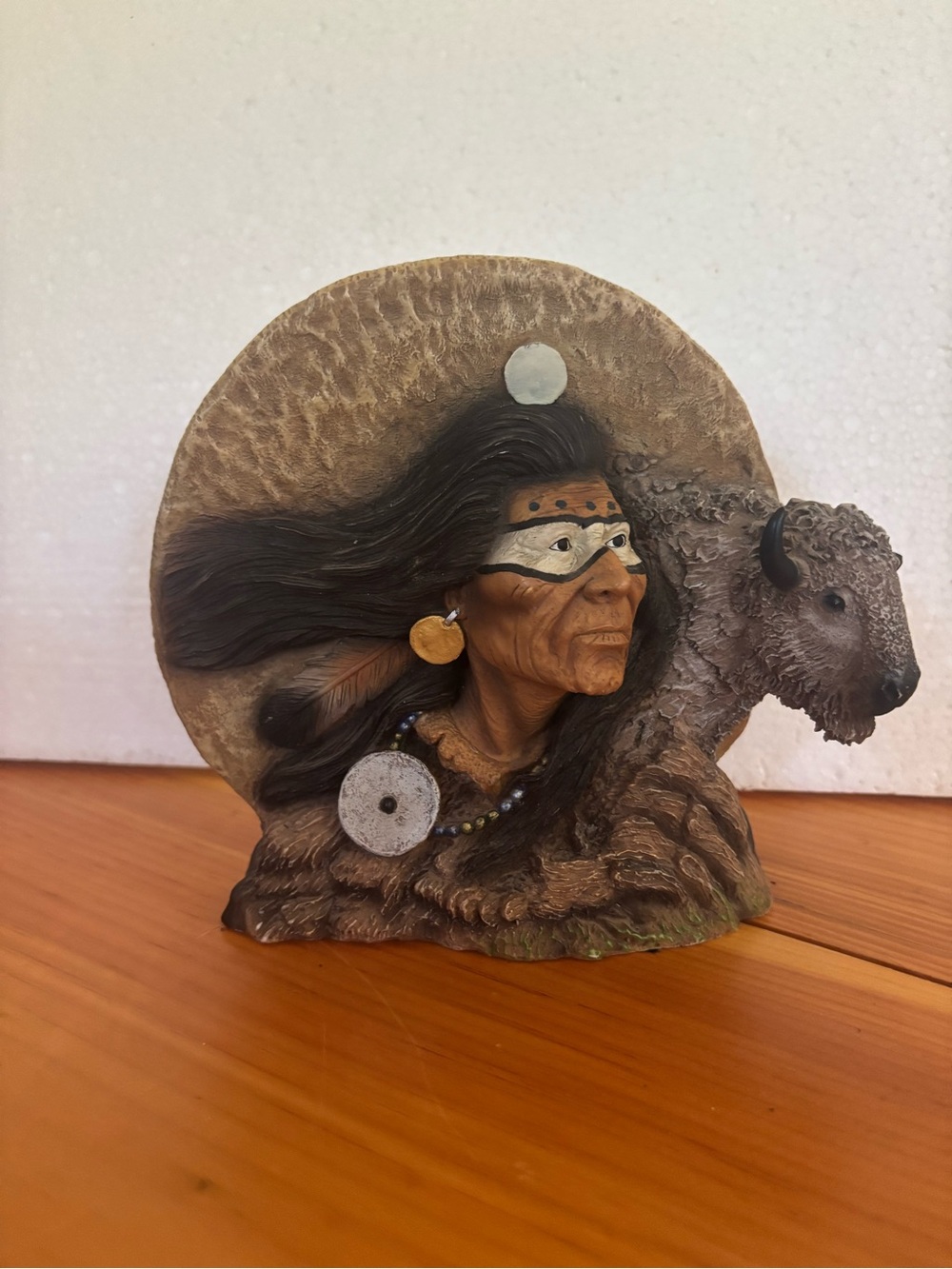 1999 Hamilton Collection Vision of the White Buffalo Figurine